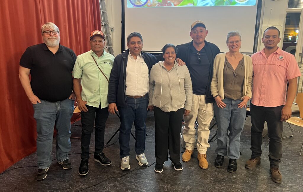 Rückblick: Solidarisch schmeckt besser! - Kaffee-Produzent*innen aus Nicaragua und Kolumbien zu Gast in Hamburg
